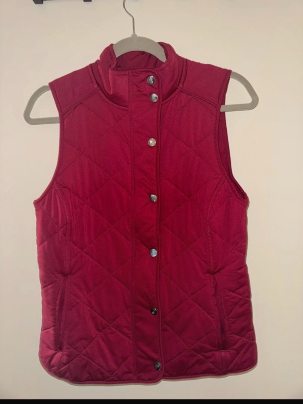 Lauren Ralph Lauren Quilted Sleeveless Vest in Raspberry